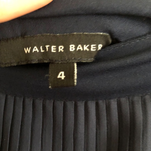 Pleated skirt - Picture 5 of 6